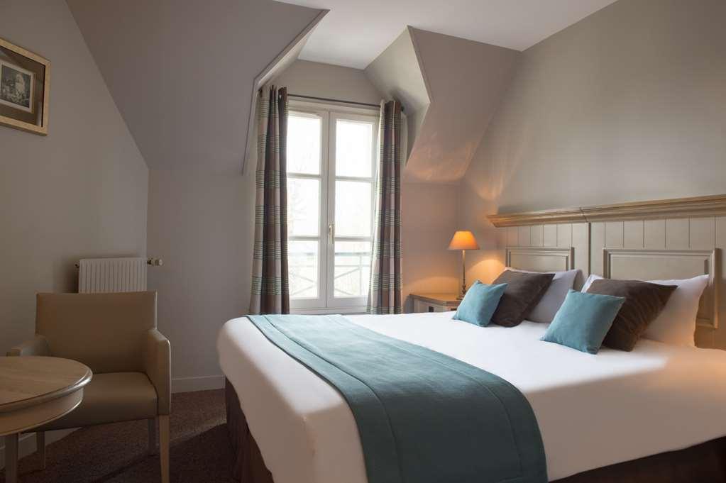Ogaux Vieux Remparts Hotel Provins Bilik gambar