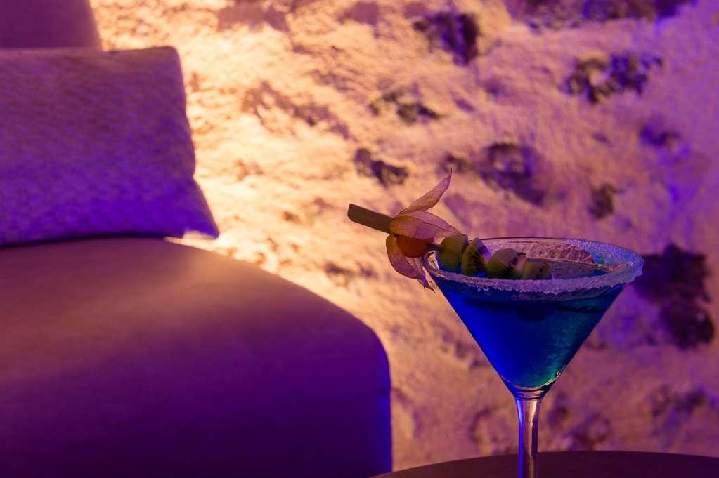 Ogaux Vieux Remparts Hotel Provins Servis gambar